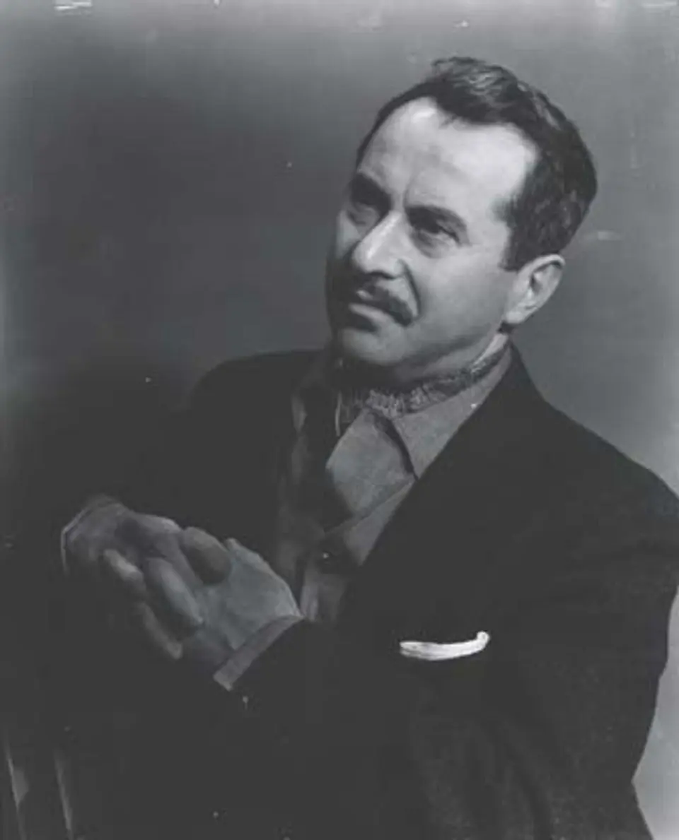 Portrait of Raymond Breinin